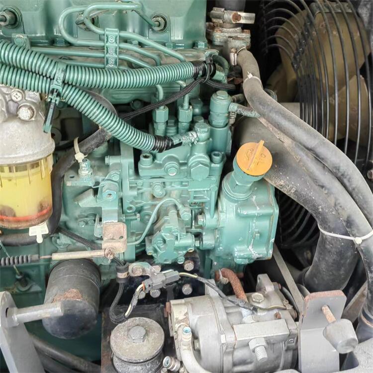 6000 KG Machine Weight Used EC60E Mini Excavator Volvo Main Control Valve in Korea