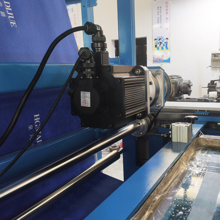 Hot Selling Single Color Roll to Roll Non Woven Automatic Screen Printing Machine