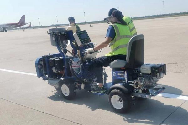 Buy cheap Road Line Painting Equipment Forward 16km/H Backward 10km/H from wholesalers