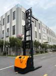 Handling AGV Body Load 3500 kgs 51.2V 200 AH Height 5000 mm