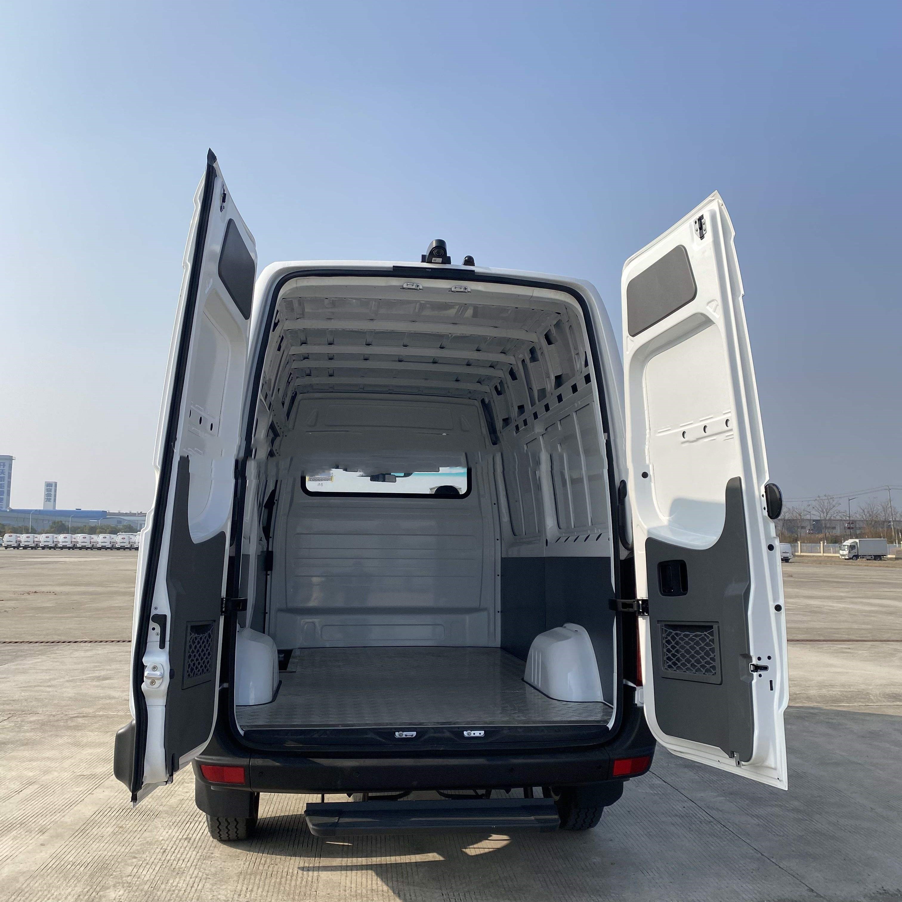 AEAUTO Mini Delivery Vans Pure Electric Cargo Vans 110km/H Max Speed