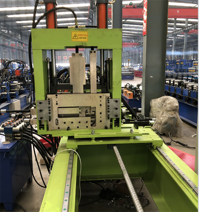 Zinc Plated CZ Purlin Roll Forming Machine High Speed 35M/Min