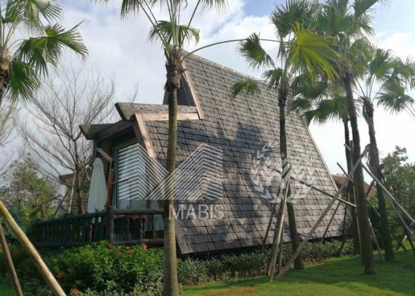 AnticorrosivePrefabricated Wooden Houses With 100mm High Density PU Foam