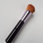 Black Wooden Handle Single Makeup Brush Soft Dense Synthetic Hair