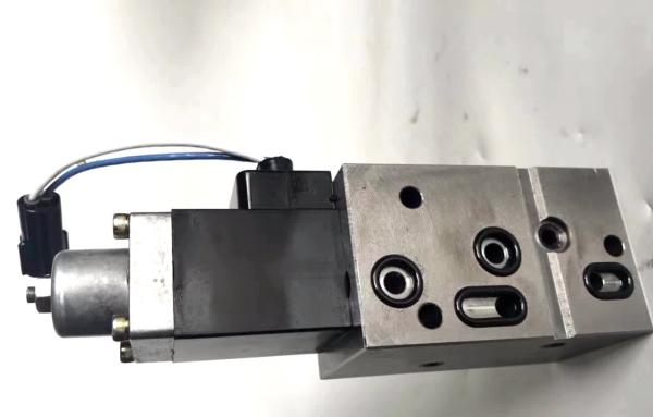 Buy cheap KATO Hydraulic Pump Parts Electromagnetic Valve / Excavator Solenoid Valve from wholesalers