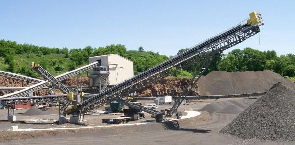 Buy cheap 20kw 80TPH Transfer Belt Conveyor Coal Mine Portable Mini Conveyors PE200 PE500 from wholesalers
