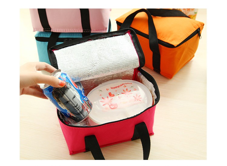 Manufacturers across the border to produce thermal insulation bags Oxford cloth lunch bags