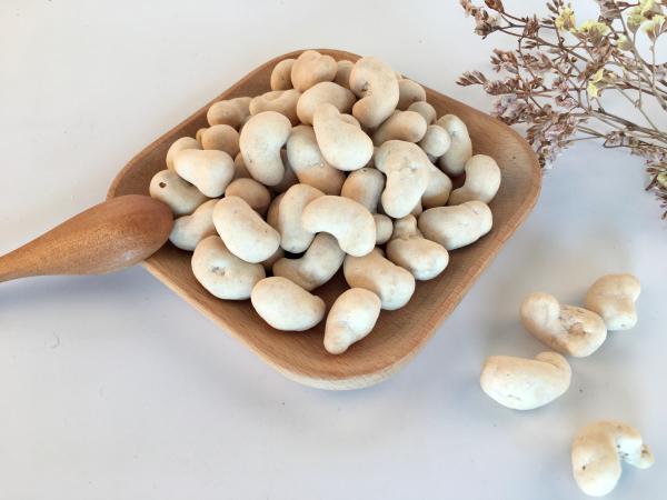 Buy cheap Delicious Coated Roasted Cashew Nuts Snacks Low Fat No Food Color from wholesalers