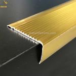 Shiny Gold Stair Nosing Tile Trim Anti Slip For Decorative Tile Edging OEM
