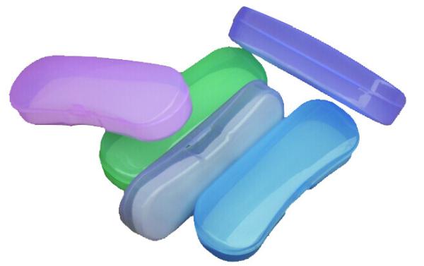 Buy cheap clamshell clear plastic spectacles cases with light weight for wholesale from wholesalers