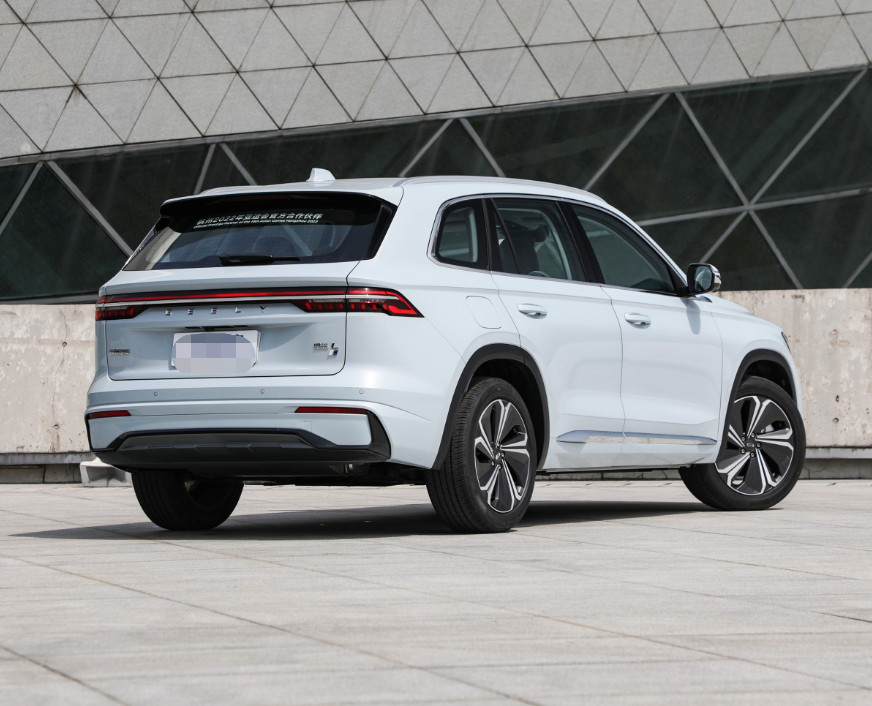 Hybrid Geely Xingyue L 2022 1.5TD Fuel-Saving Super Xun Model 5 Door 5 seats SUV
