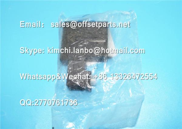 Buy cheap SM 74 machine M2.184.1111 4-2way valve ORIGINAL offset press printing machine spare parts from wholesalers