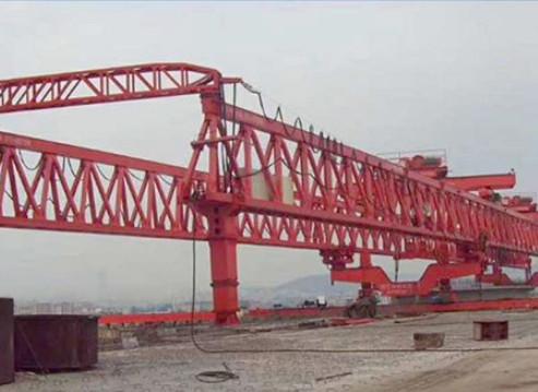 Buy cheap Remote Control Launcher Crane For Construction Highway from wholesalers