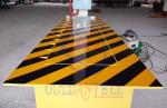 Red Led Traffic Light Automatically Hydraulic Road Blocker With Rising Vehicle