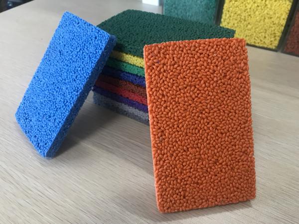 Buy cheap IAAF Anti Slip Colored Rubber Granules For Sports Court from wholesalers