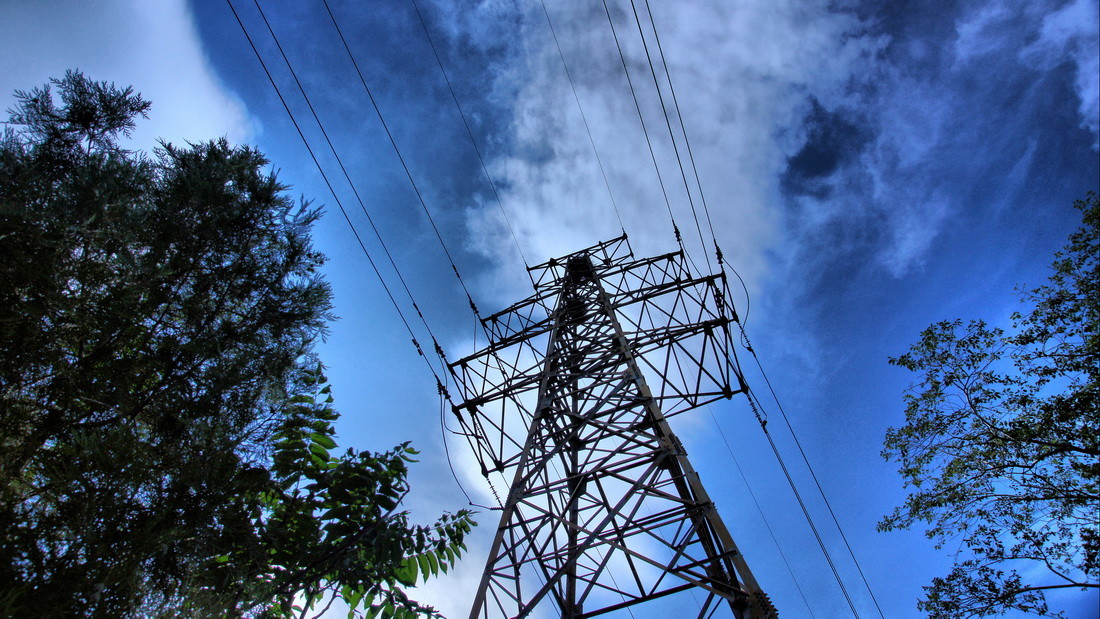 Structure Steel Lattice Transmission Tower , Electrical Transmission Tower