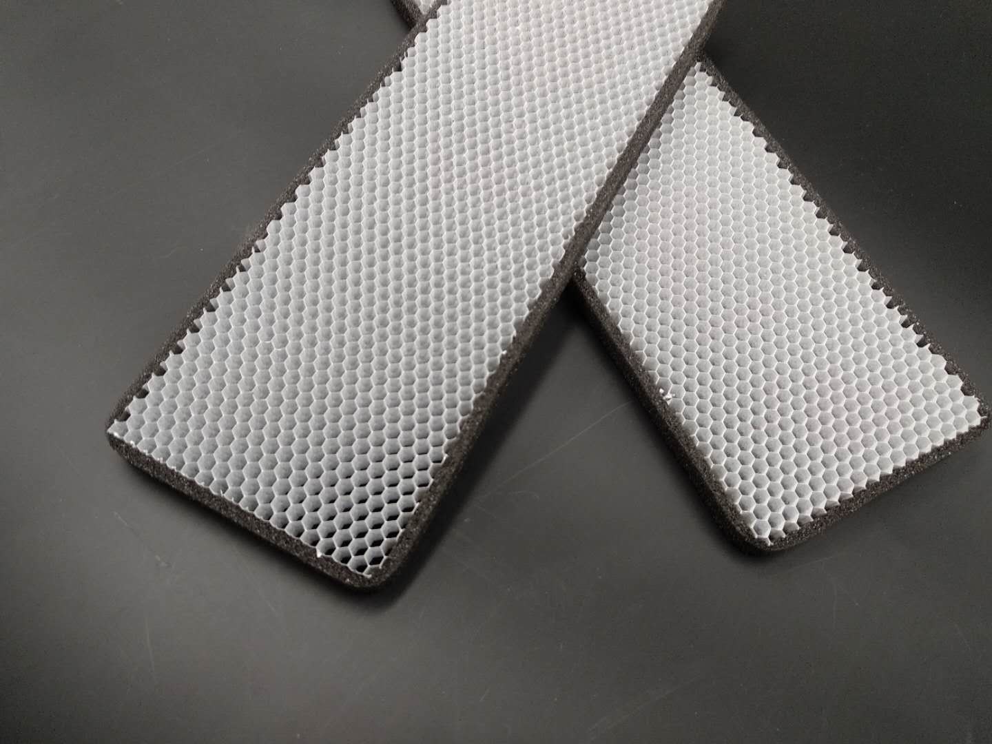 5mm 10mm Aluminum Honeycomb Filter With Sponge Frame