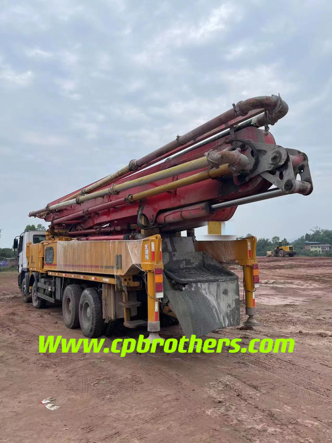 Used Heavy Equipment Putzmeister 46m 52m 56m 62m 67m Concrete Pump Truck Second Hand Mounted Pump for Sale