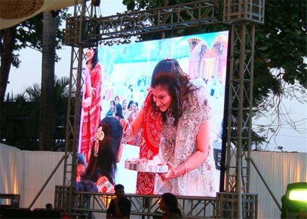 P6 Outdoor Full Color Led Display Board , Stage Backdrop Giant Led Screen Wide