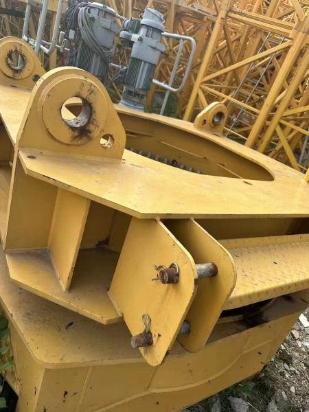 Two Used Xg Tower Crane Flat Head Tower The Best Choice for Your Construction