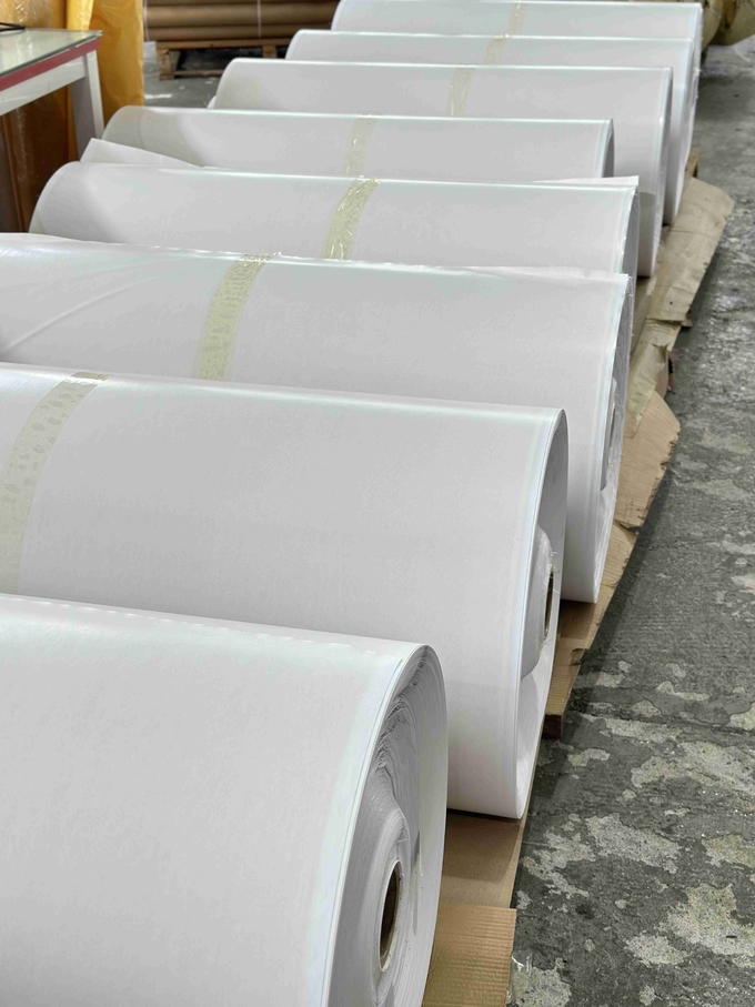 PE Film Release Paper Hot Melt Adhesive For Industry Tapes For Specific Requirements