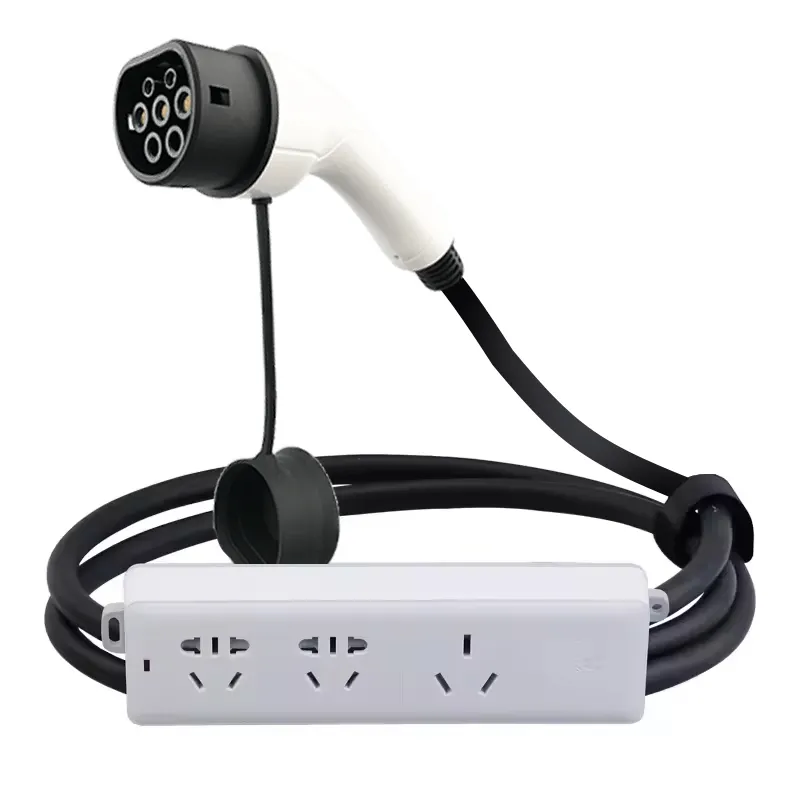 Outdoor Camping 3.5KW V2L Type2 EV Connectors with CE Approved Certificate and Extension Plug Socket