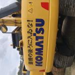 Excavating 20 tons of durable hydraulic track type PC Komatsu 200 second-hand