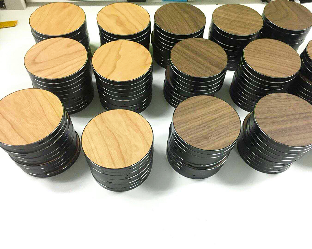 75% Efficiency Wooden Wireless Charger Pad 5W/7.5W/10W With Aluminum Base