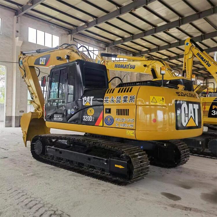 Good Health Japan Original Used CAT 320D2 Crawler Excavator Most Affordable in Japan