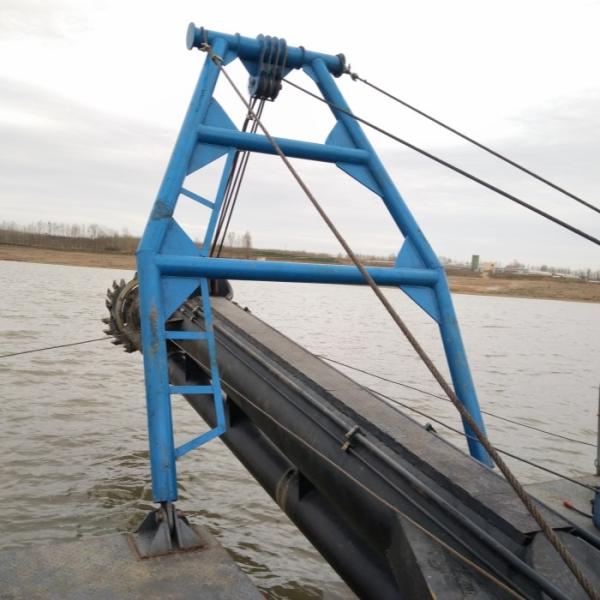 Professional Hydraulic Type Dredging Machine For Large Scale Dredging Projects