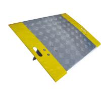 Buy cheap Adjustable Aluminum Dock Plate Leveler 36 X 24 Inch Diamond Thread Surface product