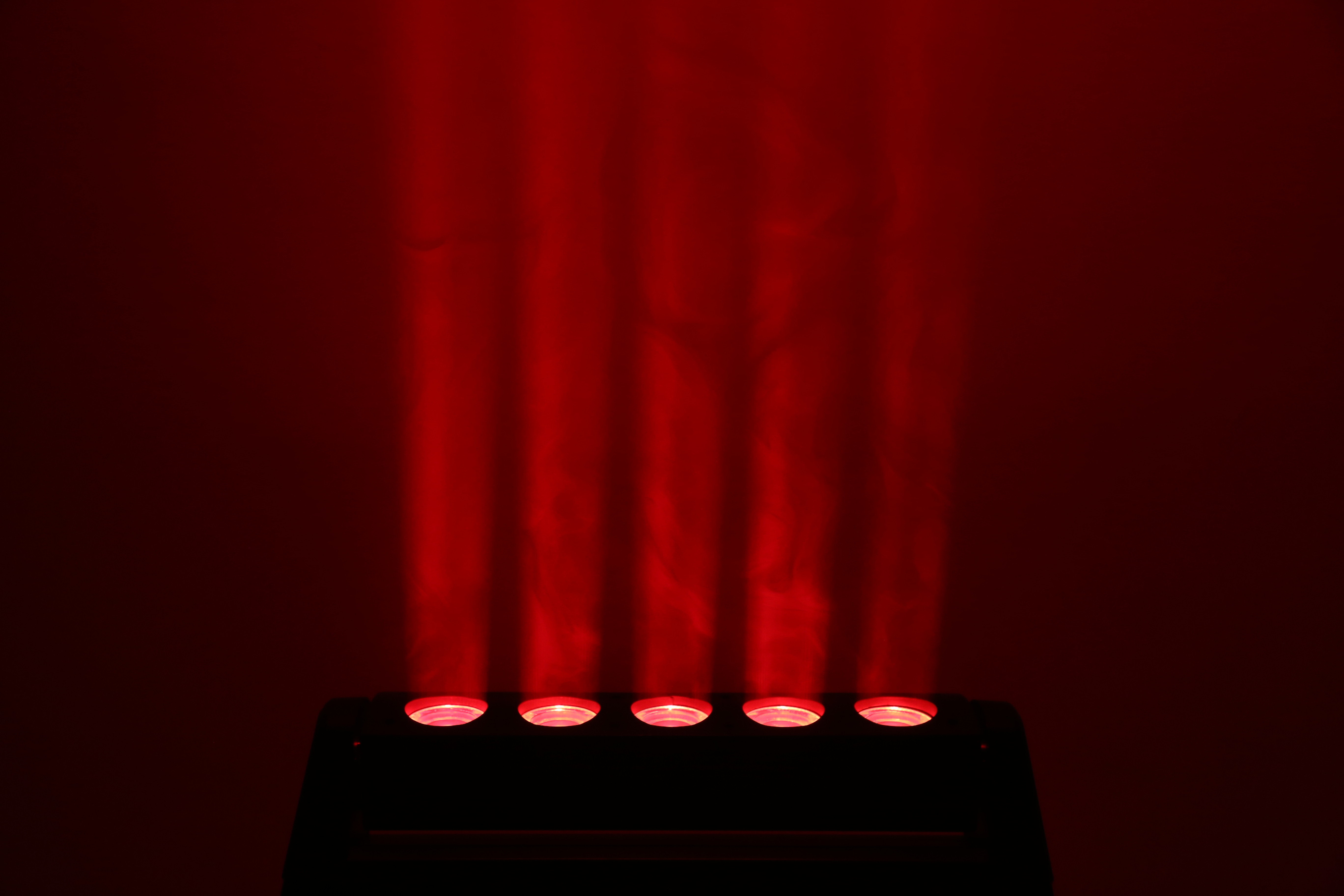 IP20 Moving Head Beam Stage Light 5*40W 4 In 1 Rgbw DMX Disco Led Swing Beam Bar