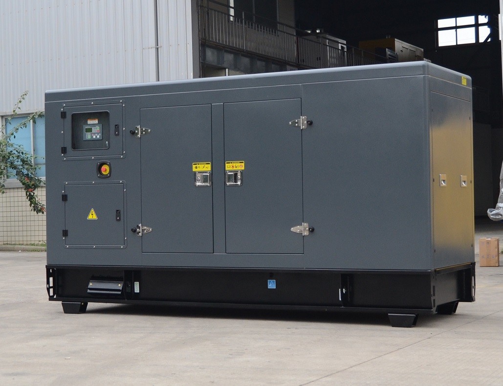 Water Cooled 125KVA 100KW Cummins Silent Diesel Generator