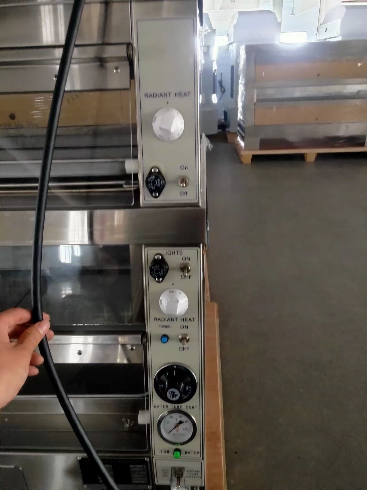 Horizontal Type Two Layer 220V KFC style Warming Showcase