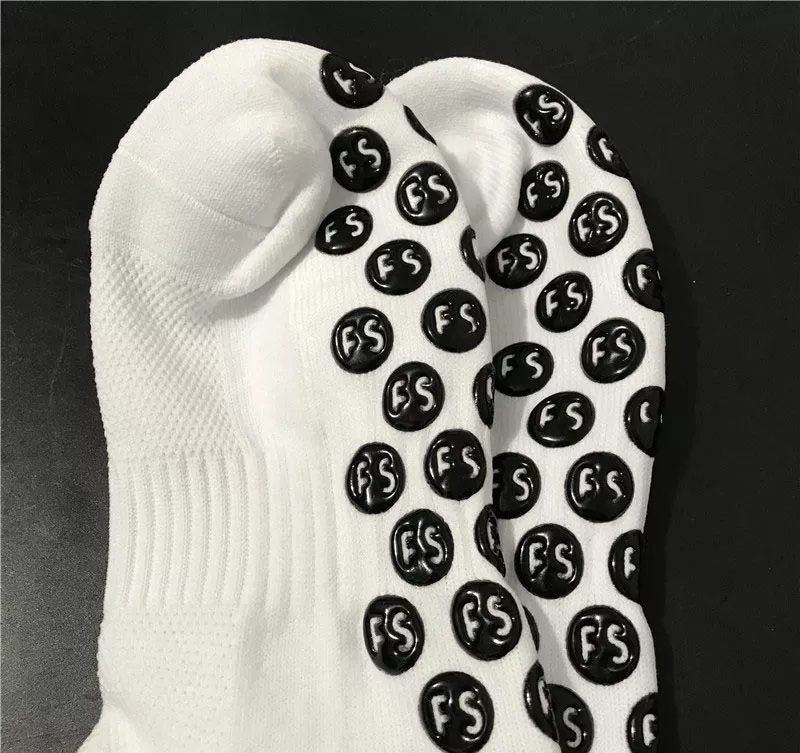 NO SHOW Anti-Slip Soccer Socks Custom Grips Crew Socks for Adult Training and Running