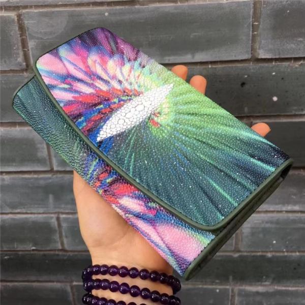 Buy cheap Thailand Authentic Stingray Skin Female Large Wallet Genuine Leather Lady Green Clutch Purse Women's Card Holders from wholesalers
