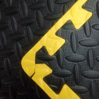 Buy cheap Yellow Borders 85kg/Cbm 2 X 2 Interlocking Foam Mats product
