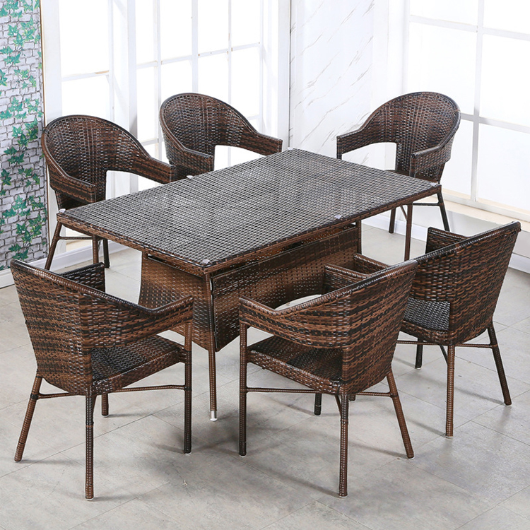 Custom Logo Woven PE Rattan Dining Table and Chairs for Hotel Outdoor Patio Armchair Set