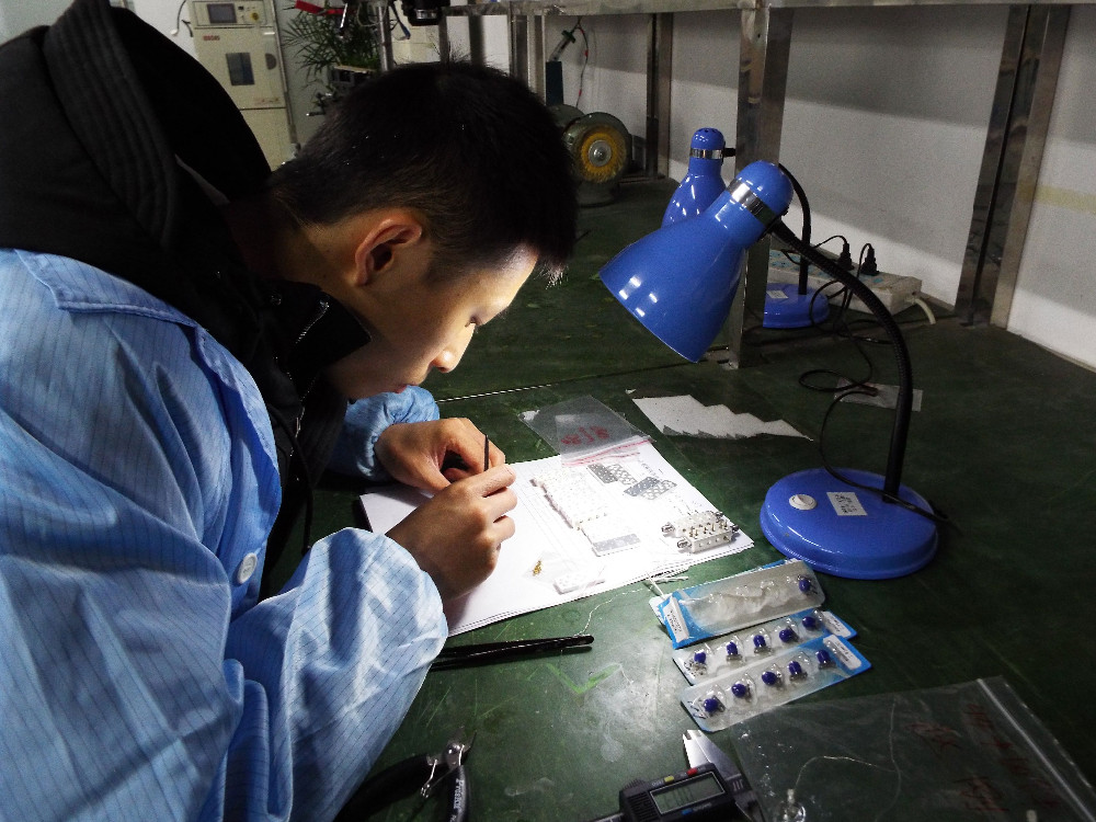 Durable Coaxial Bandpass Filter , Waveguide Coaxial Cavity Filters