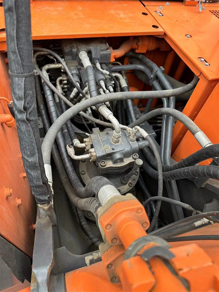 Original Doosan Engine DX220 DX225 Hydraulic Crawler Excavator for Your Construction Needs