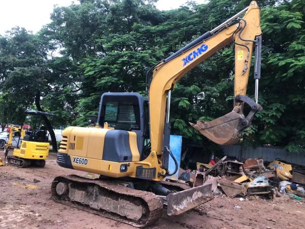 Buy cheap Earthmoving machinery, second-hand XCMG XE60D excavator from China from wholesalers