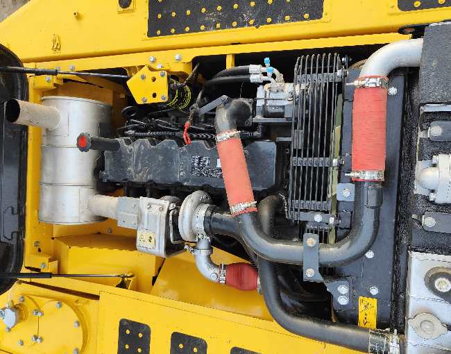 Komatsu PC200-8 Excavator Engine