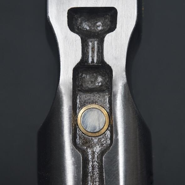Claw Hammer with Anti-Slip Surface and Magnet XL0020