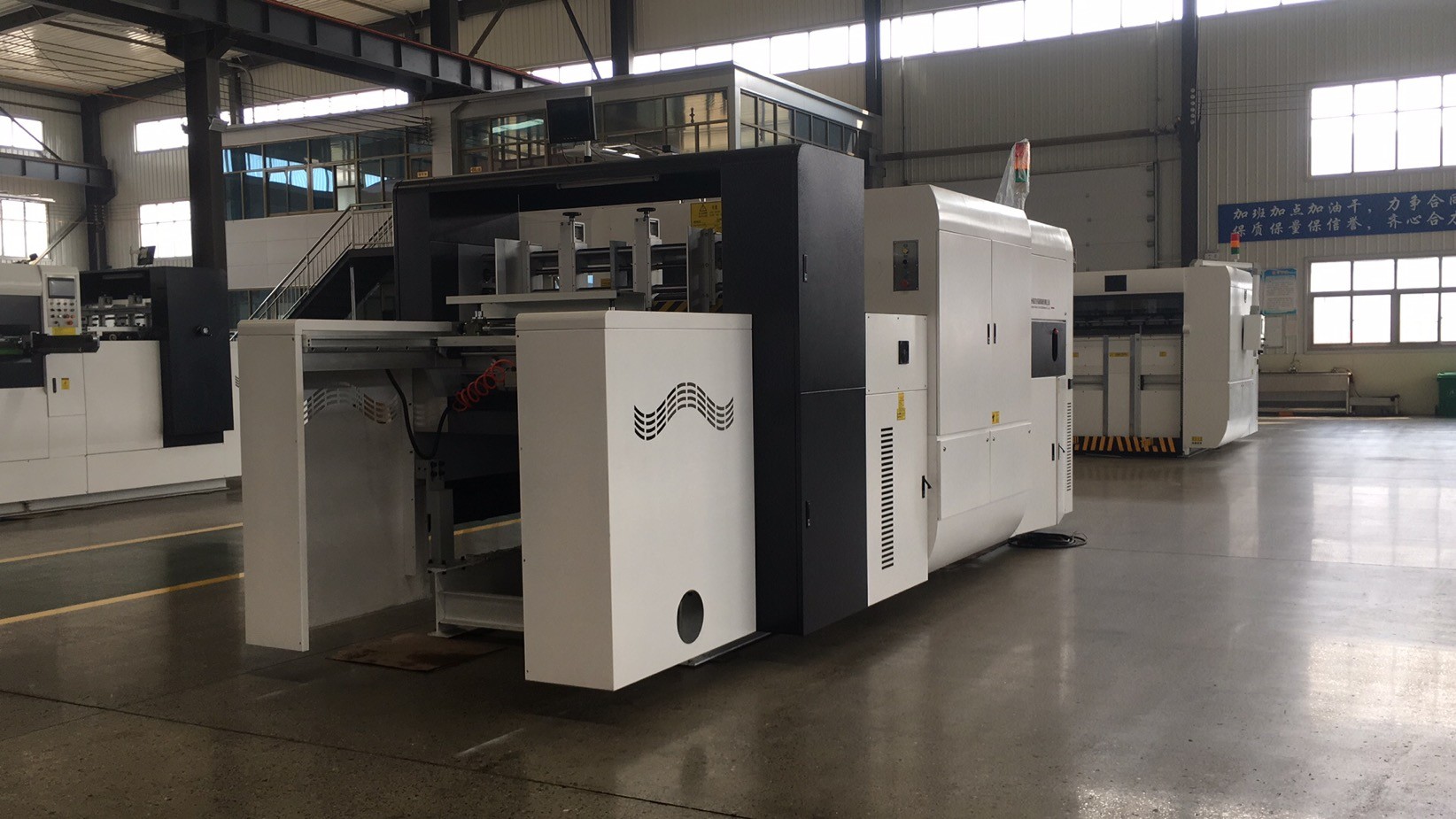 Fully Automatic Lead Edge Feeder Die Cutting And Creasing Machine Advanced Technology