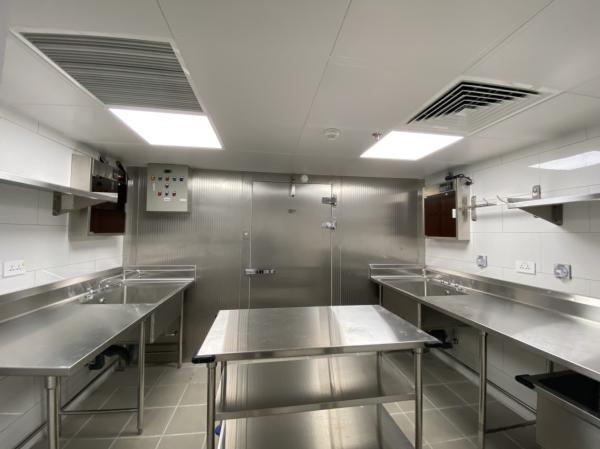 Buy cheap Prefabricated Meat Seafood Walk In Chiller Rooms Stainless Steel / Colorbond Material from wholesalers