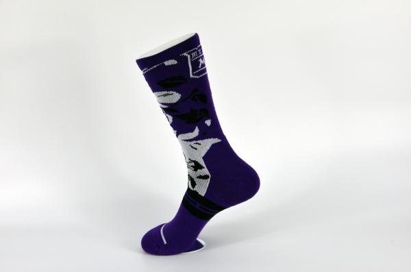 Mens Knee High Black Athletic Basketball Socks Dry Sweat Absorbent Material
