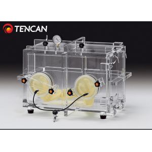 Buy cheap Convenient Operation 10mm Acrylic Glove Box 700x450x500mm Laboratory product