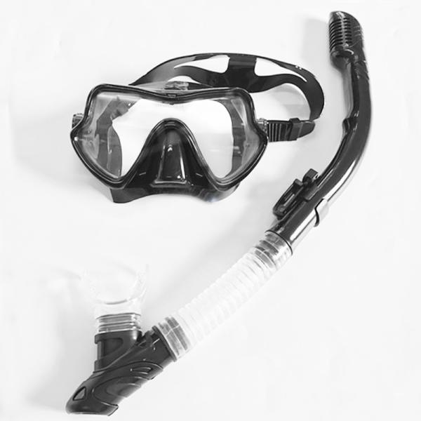 Professional PVC Snorkel Tube and Plastic Frame Mask Set for Underwater Excursions Snorkel Mask Set
