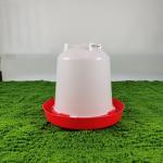 Red Cone Shape Automatic Poultry Drinker 14 L Capacity Anti-Drip Long Lasting