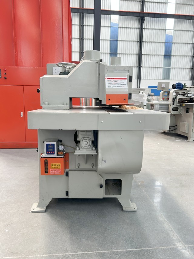 MJ153 Woodworking Auto Feeding Single Straight Line Single Wood Rip Saw Machine